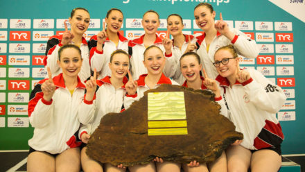 Rushmoor lift Redwood Trophy with Free Team gold Rushmoor lift Redwood Trophy with Free Team gold