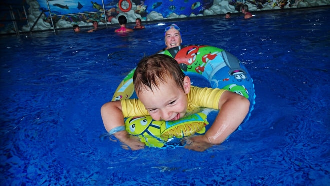 Should we really let toddlers get wet?