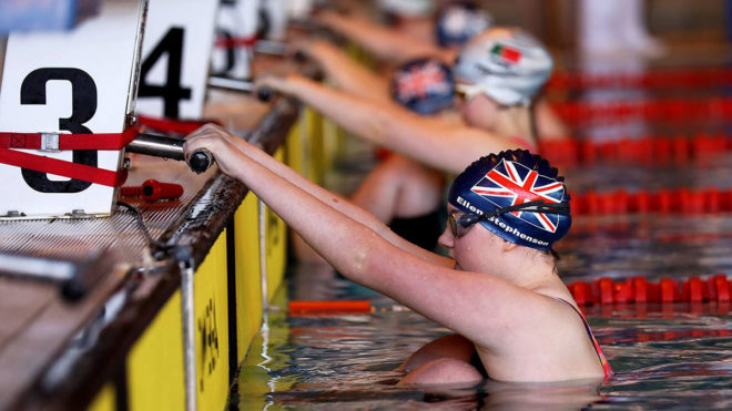 Newcastle S14 para-swimmer receives bursary