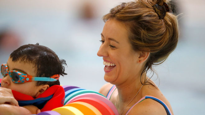 8 reasons to go swimming with the family