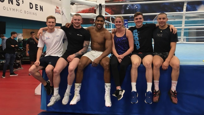 Heavyweights of pool train with boxing champion Anthony Joshua
