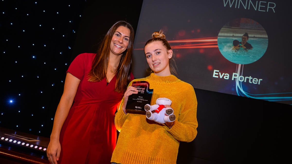 Swim England Young Volunteer of the Year Eva Porter with Aimee Willmott