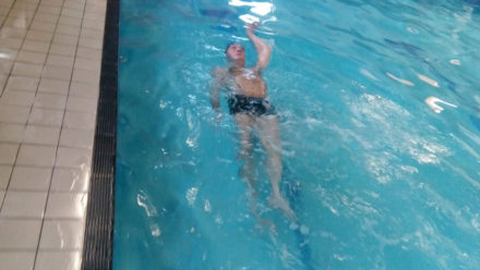 How stroke survivor Dennis learned to swim using only one arm and one leg