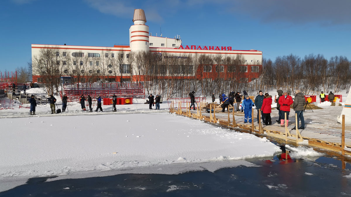Great Britain's ice swimmers don't freeze on the big stage in Murmansk Great Britain's ice swimmers don't freeze on the big stage in Murmansk