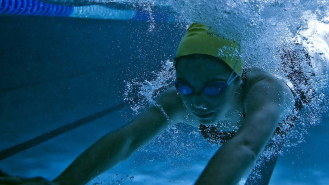 Swimming and glandular fever