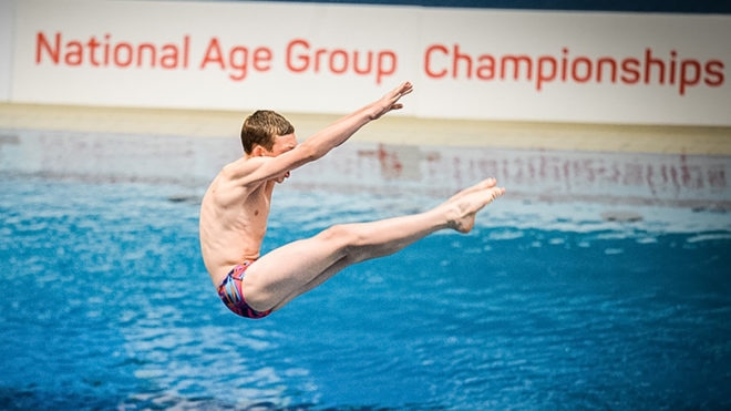 Narrow victory for Owen Taylor as he denies Alfie hat-trick of national titles