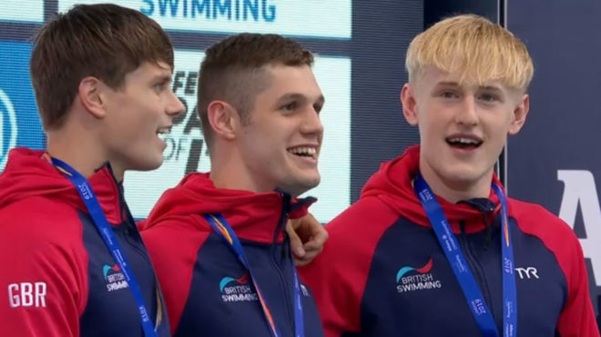 Dunn breaks world record in British sweep at World Para Swimming Championships