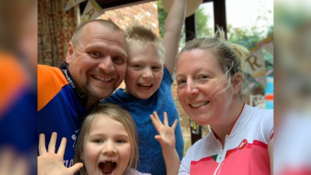 Louth Dolphins display community spirit to raise money for NHS