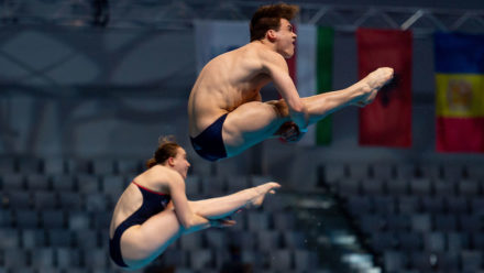 Team GB divers just miss out on medals on day one of European Championships