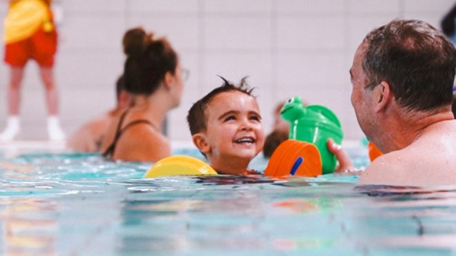 How to know when your child is a competent swimmer
