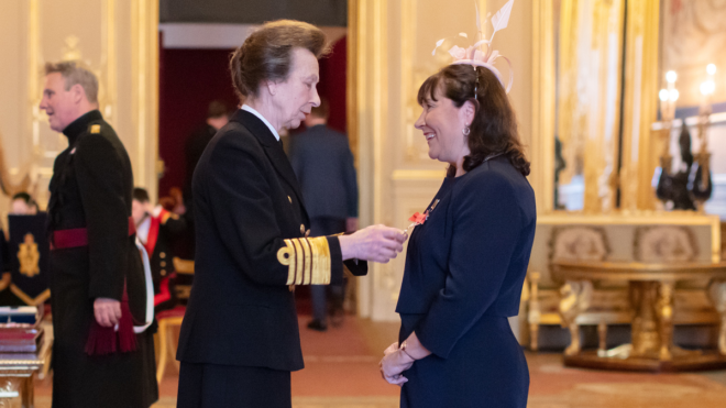 Jane Nickerson has ‘engaging’ conversation with Princess Anne during MBE investiture