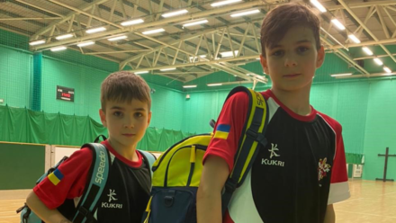 Swim England family rallies to support young Ukrainian swimmers