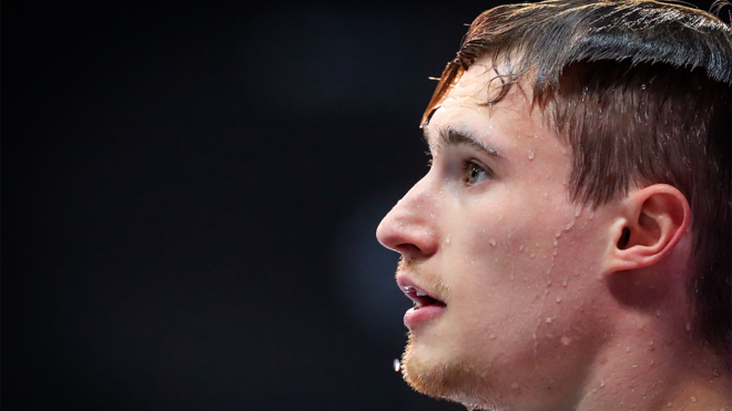 Laugher and Houlden make World’s Championships Final