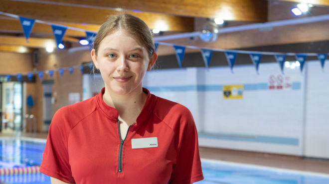 Teenage swim teacher ensuring youngsters don’t get into trouble in water as she did