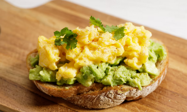 Recipe: Avocado and scrambled eggs