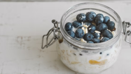 Recipe: Very Berry Overnight Oats