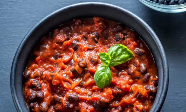 Recipe: Sweet Potato and Black Bean Chilli Recipe: Sweet Potato and Black Bean Chilli