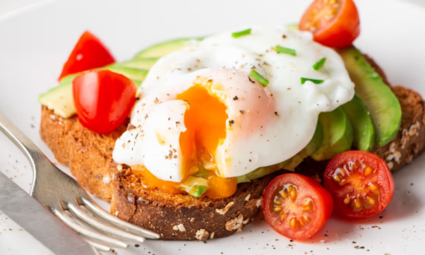 Recipe: Egg-Topped Avocado Toast Recipe: Egg-Topped Avocado Toast